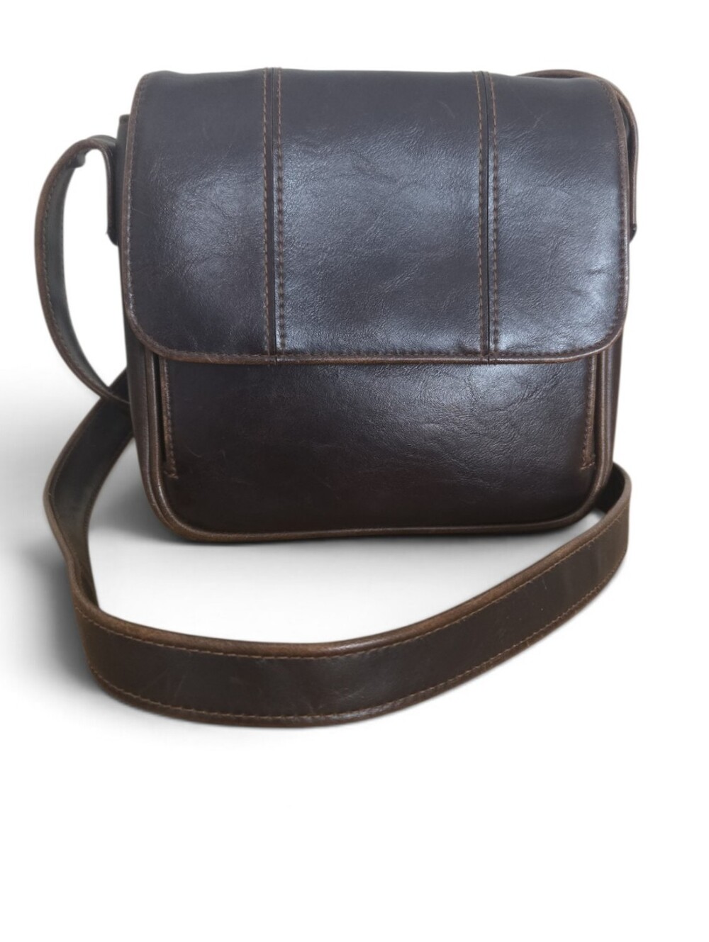Vintage 1990s Liz Claiborne Crazy Horse Leather Flap Crossbody Messenger Bag